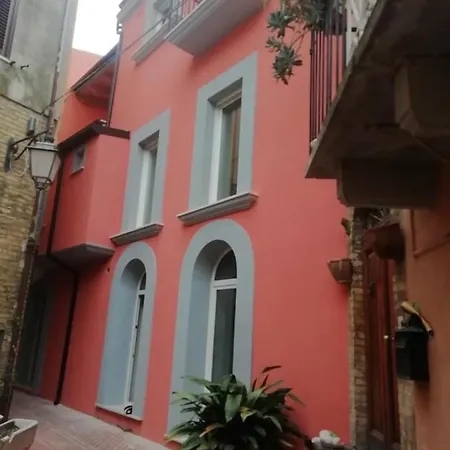 Дом отдыха Il Melograno La Casa Nel Vicoletto Ланчиано