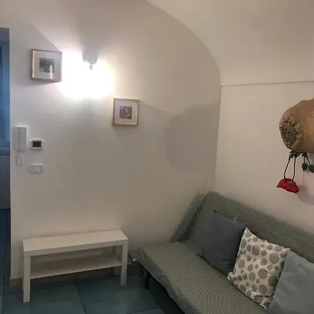 Holiday home Il Melograno La Casa Nel Vicoletto